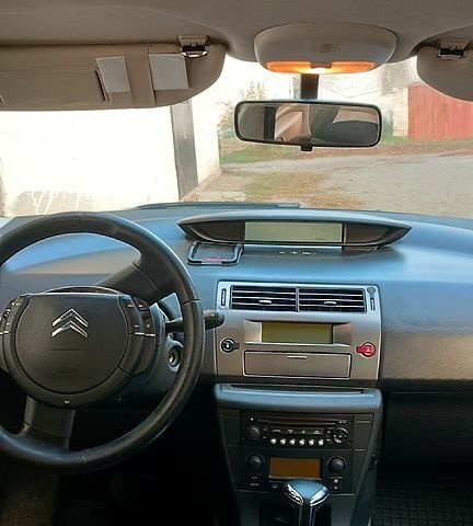 Ситроен С4 2010 в Днепре (Днепропетровске) на Automoto.ua Синий Ситроен С4, объемом двигателя 1.6 л и пробегом 258 тыс. км за 6000 $, фото 3 на Automoto.ua