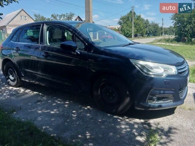 Синий Ситроен С4, объемом двигателя 1.56 л и пробегом 236 тыс. км за 7500 $, фото 3 на Automoto.ua