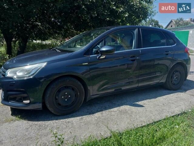 Синий Ситроен С4, объемом двигателя 1.56 л и пробегом 236 тыс. км за 7500 $, фото 1 на Automoto.ua