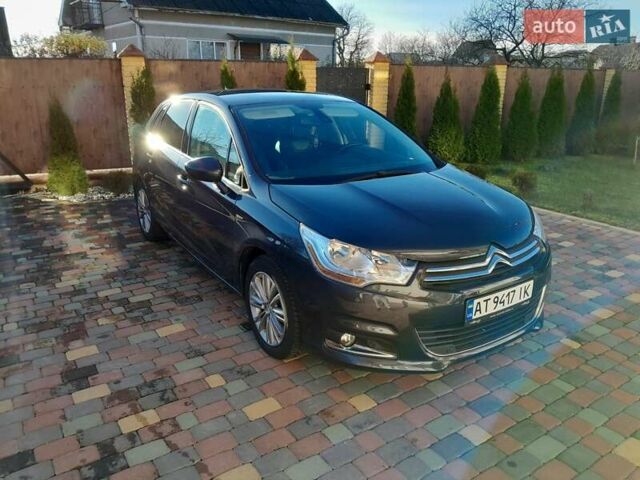 Синий Ситроен С4, объемом двигателя 1.56 л и пробегом 282 тыс. км за 7000 $, фото 1 на Automoto.ua