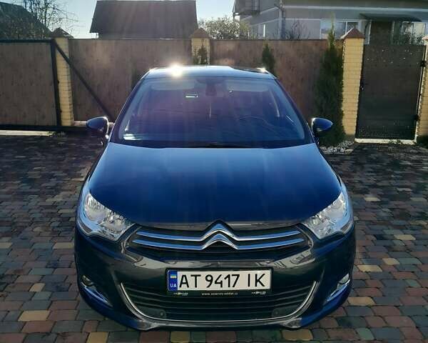 Синий Ситроен С4, объемом двигателя 1.56 л и пробегом 282 тыс. км за 7000 $, фото 2 на Automoto.ua
