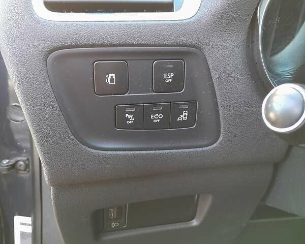 Синий Ситроен С4, объемом двигателя 1.56 л и пробегом 282 тыс. км за 7000 $, фото 16 на Automoto.ua