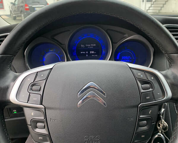 Синий Ситроен С4, объемом двигателя 1.6 л и пробегом 207 тыс. км за 7000 $, фото 7 на Automoto.ua