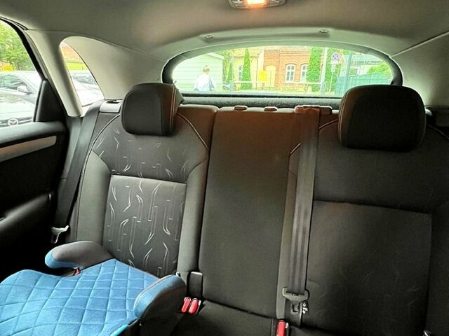 Ситроен С4 2012 в Житомире на Automoto.ua Синий Ситроен С4, объемом двигателя 1.6 л и пробегом 82 тыс. км за 6700 $, фото 1 на Automoto.ua