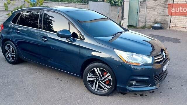 Синий Ситроен С4, объемом двигателя 1.6 л и пробегом 203 тыс. км за 6700 $, фото 6 на Automoto.ua