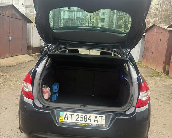Синій Сітроен С4, об'ємом двигуна 1.59 л та пробігом 107 тис. км за 7800 $, фото 14 на Automoto.ua