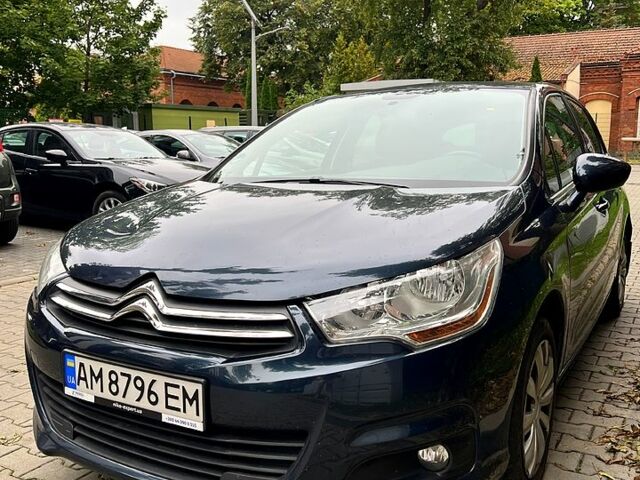 Синий Ситроен С4, объемом двигателя 1.6 л и пробегом 82 тыс. км за 6700 $, фото 2 на Automoto.ua