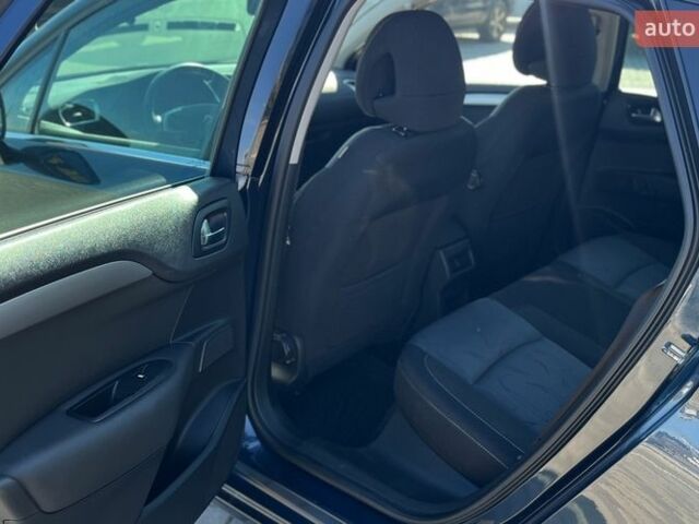 Синий Ситроен С4, объемом двигателя 1.56 л и пробегом 287 тыс. км за 7100 $, фото 24 на Automoto.ua