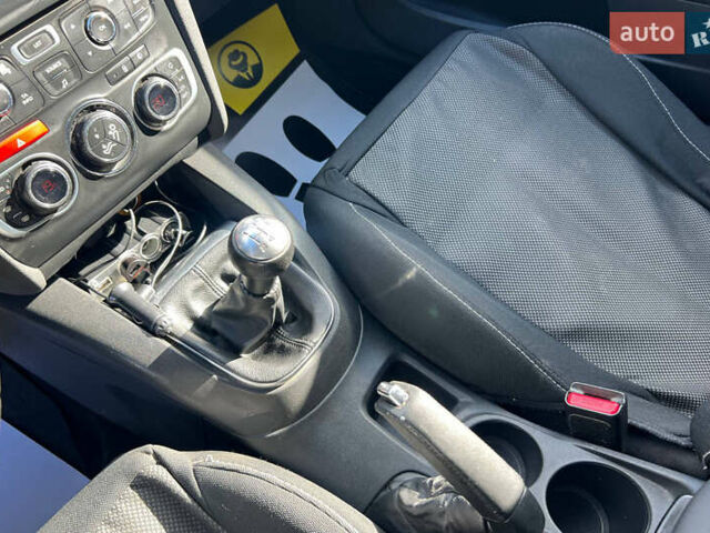 Ситроен С4 2012 в Ивано-Франковске на Automoto.ua Синий Ситроен С4, объемом двигателя 1.59 л и пробегом 107 тыс. км за 8200 $, фото 13 на Automoto.ua