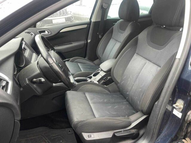 Синий Ситроен С4, объемом двигателя 1.6 л и пробегом 200 тыс. км за 5850 $, фото 11 на Automoto.ua