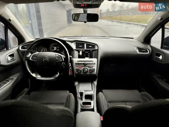 Синий Ситроен С4, объемом двигателя 1.56 л и пробегом 148 тыс. км за 9999 $, фото 10 на Automoto.ua