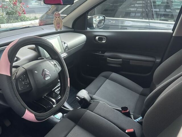 Синий Ситроен С4, объемом двигателя 1.6 л и пробегом 157 тыс. км за 10500 $, фото 4 на Automoto.ua