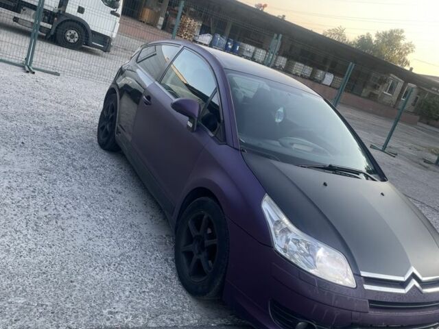 Синий Ситроен С4, объемом двигателя 1.6 л и пробегом 250 тыс. км за 4300 $, фото 1 на Automoto.ua