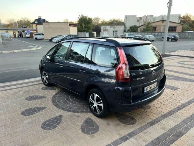 Синий Ситроен С4, объемом двигателя 1.7 л и пробегом 298 тыс. км за 4500 $, фото 5 на Automoto.ua