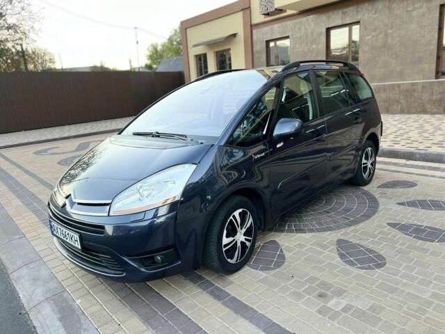 Синий Ситроен С4, объемом двигателя 1.7 л и пробегом 298 тыс. км за 4500 $, фото 1 на Automoto.ua