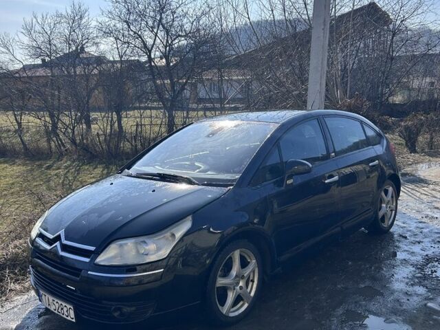 Синий Ситроен С4, объемом двигателя 2 л и пробегом 200 тыс. км за 1700 $, фото 1 на Automoto.ua