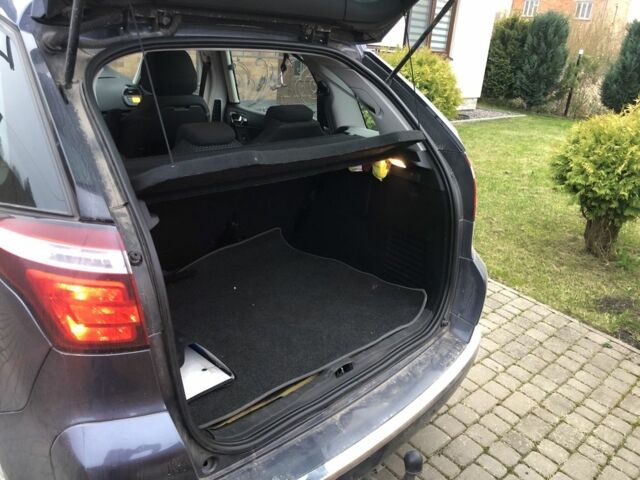 Синий Ситроен С4, объемом двигателя 1.6 л и пробегом 110 тыс. км за 8200 $, фото 16 на Automoto.ua