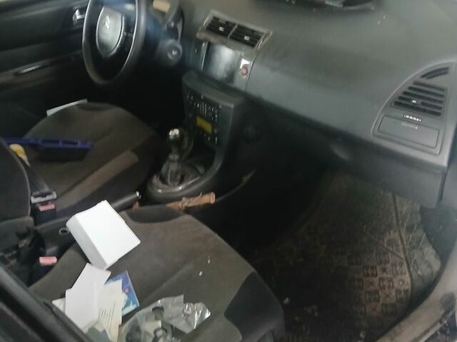 Синій Сітроен С4, об'ємом двигуна 6 л та пробігом 300 тис. км за 600 $, фото 3 на Automoto.ua