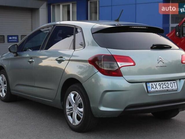 Зелений Сітроен С4, об'ємом двигуна 1.56 л та пробігом 336 тис. км за 6300 $, фото 6 на Automoto.ua