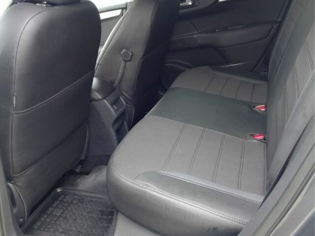 Зеленый Ситроен С4, объемом двигателя 1.6 л и пробегом 250 тыс. км за 7700 $, фото 3 на Automoto.ua