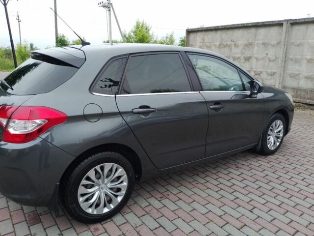 Зеленый Ситроен С4, объемом двигателя 1.6 л и пробегом 250 тыс. км за 7700 $, фото 11 на Automoto.ua