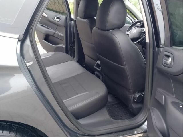 Зеленый Ситроен С4, объемом двигателя 1.6 л и пробегом 250 тыс. км за 7700 $, фото 8 на Automoto.ua