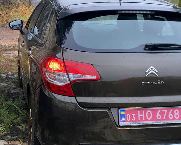 Зелений Сітроен С4, об'ємом двигуна 1.6 л та пробігом 167 тис. км за 9300 $, фото 10 на Automoto.ua