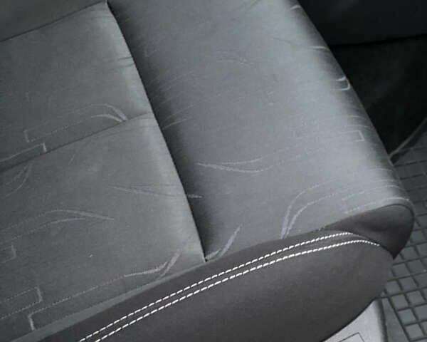 Зелений Сітроен С4, об'ємом двигуна 1.6 л та пробігом 167 тис. км за 9300 $, фото 7 на Automoto.ua