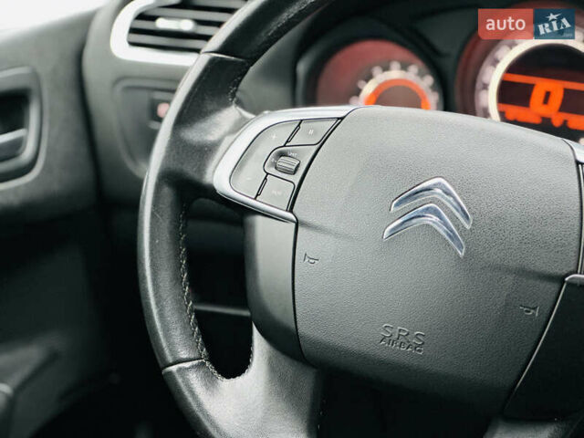 Зелений Сітроен С4, об'ємом двигуна 1.6 л та пробігом 167 тис. км за 7900 $, фото 27 на Automoto.ua