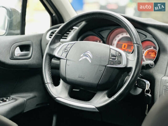 Зелений Сітроен С4, об'ємом двигуна 1.6 л та пробігом 167 тис. км за 7900 $, фото 25 на Automoto.ua