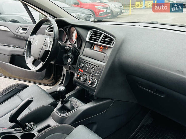 Зелений Сітроен С4, об'ємом двигуна 1.6 л та пробігом 167 тис. км за 7900 $, фото 33 на Automoto.ua