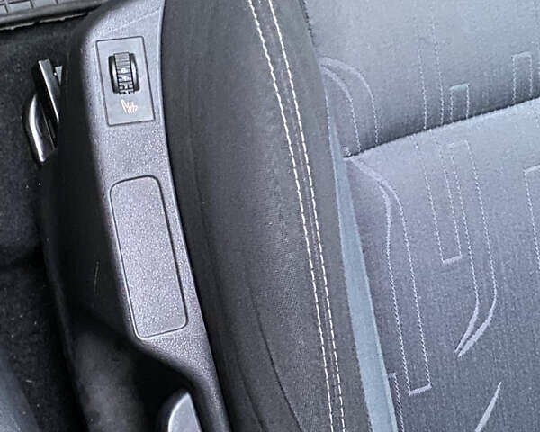 Зелений Сітроен С4, об'ємом двигуна 1.6 л та пробігом 167 тис. км за 9300 $, фото 13 на Automoto.ua