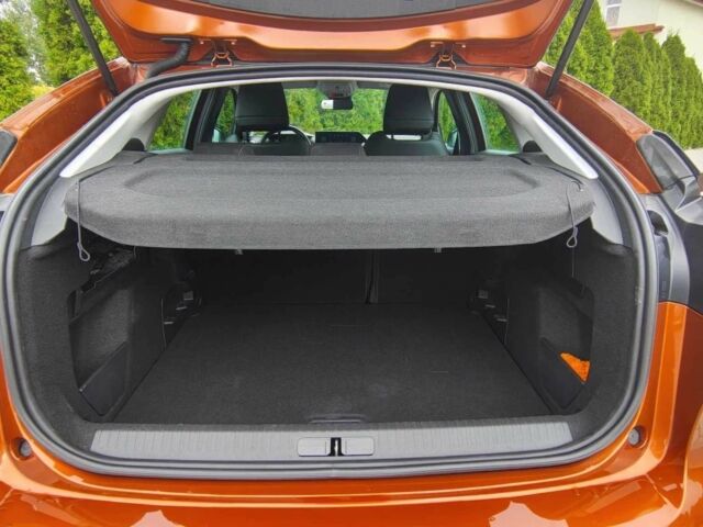 Сітроен С4 2022 у Тернополі на Automoto.ua Помаранчевий Сітроен С4, об'ємом двигуна 0 л та пробігом 43 тис. км за 16500 $, фото 11 на Automoto.ua