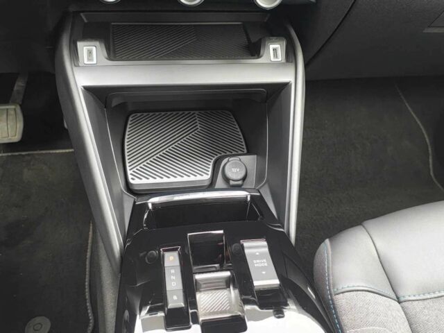 Сітроен С4 2022 у Тернополі на Automoto.ua Помаранчевий Сітроен С4, об'ємом двигуна 0 л та пробігом 43 тис. км за 16500 $, фото 15 на Automoto.ua