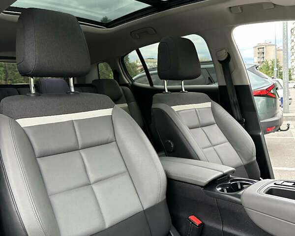 Белый Ситроен C5 Aircross, объемом двигателя 2 л и пробегом 151 тыс. км за 23100 $, фото 46 на Automoto.ua