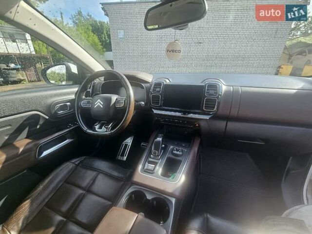 Белый Ситроен C5 Aircross, объемом двигателя 2 л и пробегом 270 тыс. км за 24700 $, фото 9 на Automoto.ua