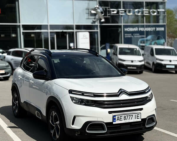Білий Сітроен C5 Aircross, об'ємом двигуна 1.5 л та пробігом 185 тис. км за 17700 $, фото 2 на Automoto.ua