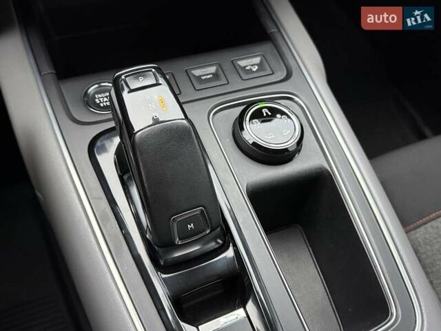 Белый Ситроен C5 Aircross, объемом двигателя 1.5 л и пробегом 195 тыс. км за 18800 $, фото 24 на Automoto.ua