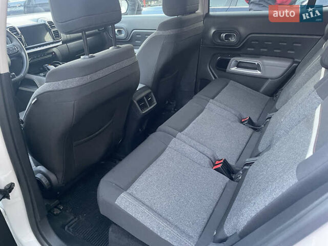 Белый Ситроен C5 Aircross, объемом двигателя 1.6 л и пробегом 33 тыс. км за 22000 $, фото 15 на Automoto.ua