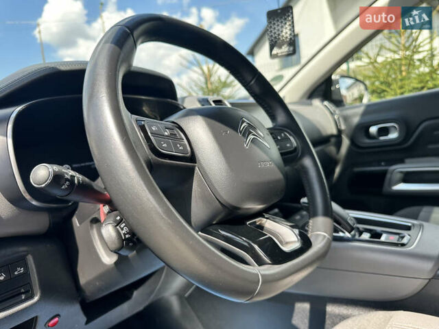 Белый Ситроен C5 Aircross, объемом двигателя 2 л и пробегом 220 тыс. км за 19450 $, фото 48 на Automoto.ua