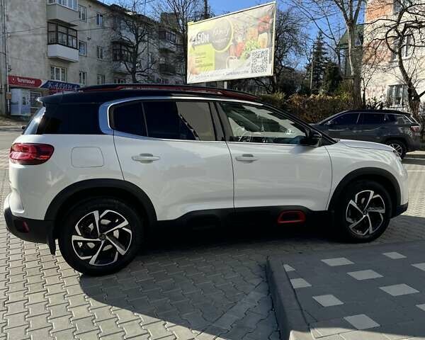 Білий Сітроен C5 Aircross, об'ємом двигуна 2 л та пробігом 70 тис. км за 24999 $, фото 1 на Automoto.ua