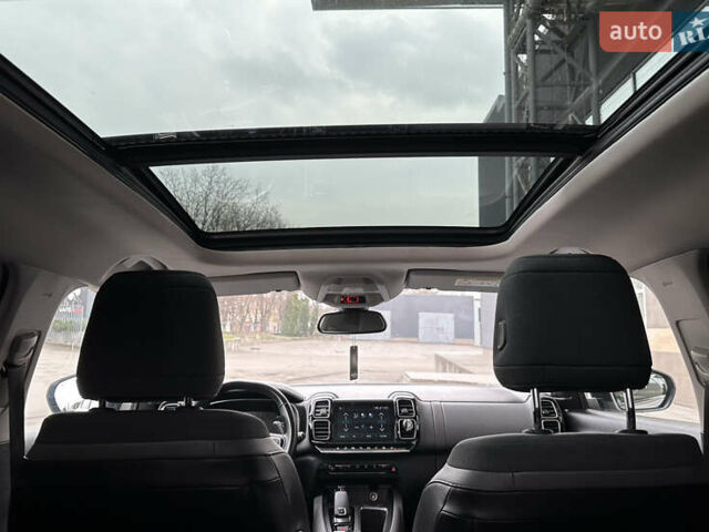 Белый Ситроен C5 Aircross, объемом двигателя 2 л и пробегом 145 тыс. км за 18999 $, фото 2 на Automoto.ua
