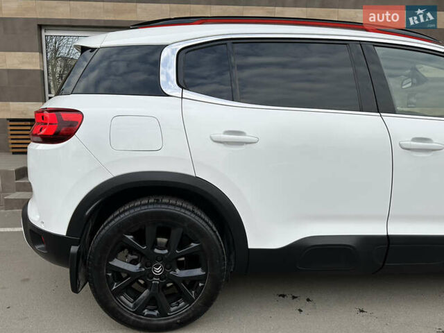 Белый Ситроен C5 Aircross, объемом двигателя 2 л и пробегом 145 тыс. км за 18999 $, фото 38 на Automoto.ua
