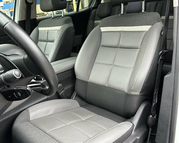 Белый Ситроен C5 Aircross, объемом двигателя 2 л и пробегом 151 тыс. км за 23100 $, фото 35 на Automoto.ua
