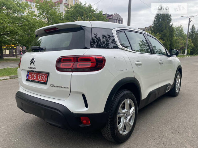 Белый Ситроен C5 Aircross, объемом двигателя 1.5 л и пробегом 179 тыс. км за 21850 $, фото 29 на Automoto.ua