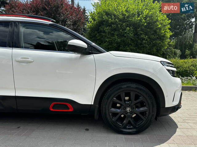 Белый Ситроен C5 Aircross, объемом двигателя 2 л и пробегом 220 тыс. км за 19499 $, фото 35 на Automoto.ua
