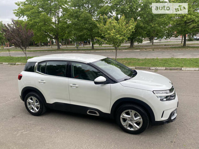 Белый Ситроен C5 Aircross, объемом двигателя 1.5 л и пробегом 179 тыс. км за 21850 $, фото 19 на Automoto.ua