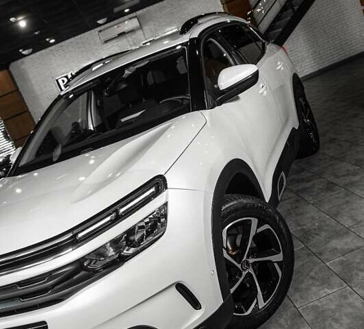 Білий Сітроен C5 Aircross, об'ємом двигуна 2 л та пробігом 107 тис. км за 19999 $, фото 18 на Automoto.ua