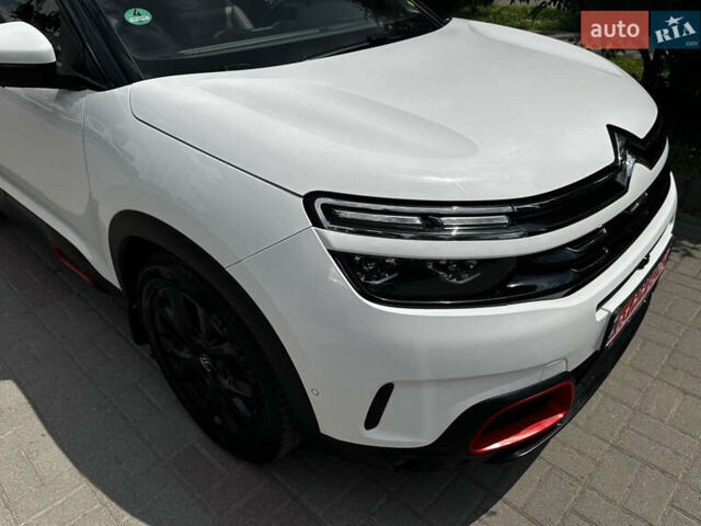 Белый Ситроен C5 Aircross, объемом двигателя 2 л и пробегом 220 тыс. км за 19499 $, фото 30 на Automoto.ua