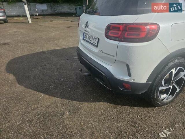Белый Ситроен C5 Aircross, объемом двигателя 2 л и пробегом 270 тыс. км за 24700 $, фото 5 на Automoto.ua